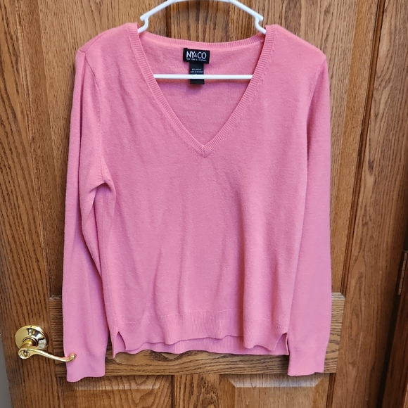 New York & Company Sweaters - New York & Company Rose V-Neck Sweater